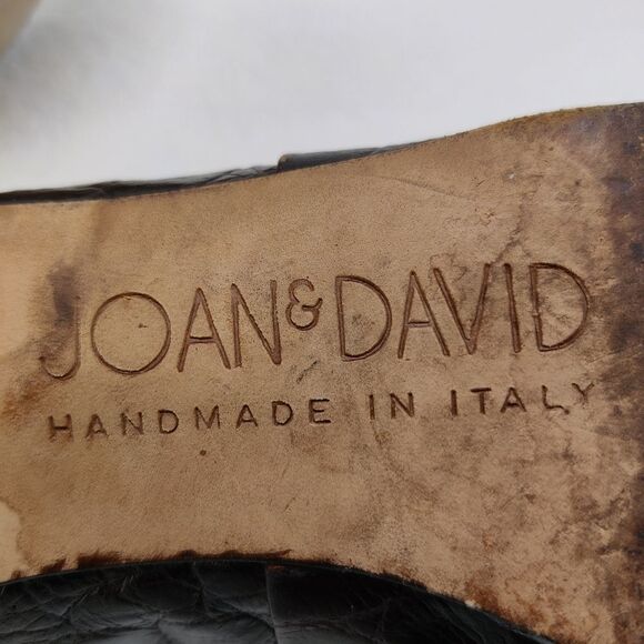 Joan & David Antique/ Vintage Style Spool Heel Pointy Toe Alligator Lace Up Pump - Picture 12 of 15